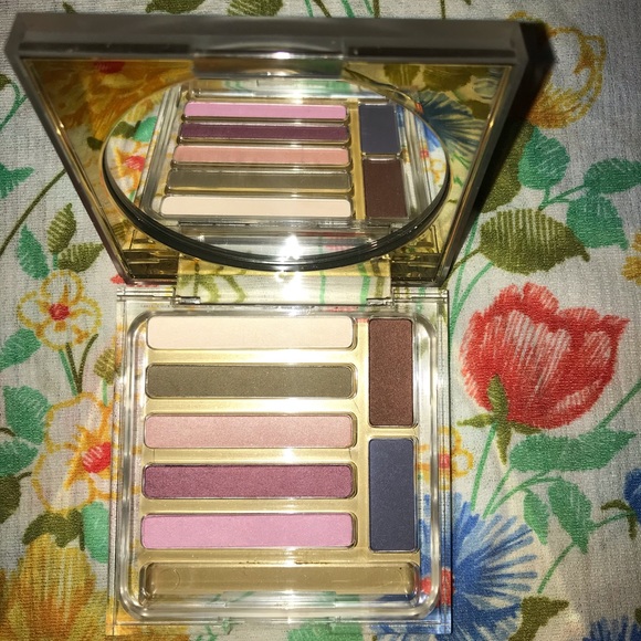 Makeup bundle! - Picture 5 of 7